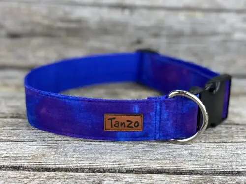 Collier, tie-dye