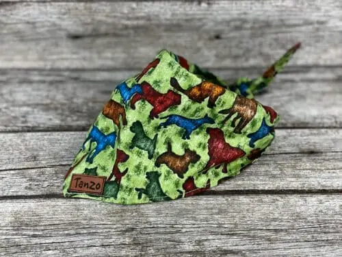 Foulard pour chien, chiens fond vert