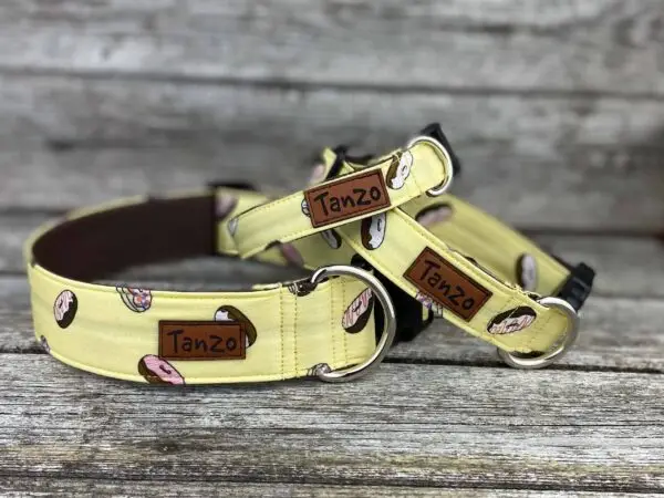 Collier, beignes fond jaune – Image 2