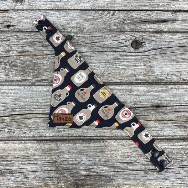 Foulard pour chat, bouteilles de sirop d'érable – Image 3